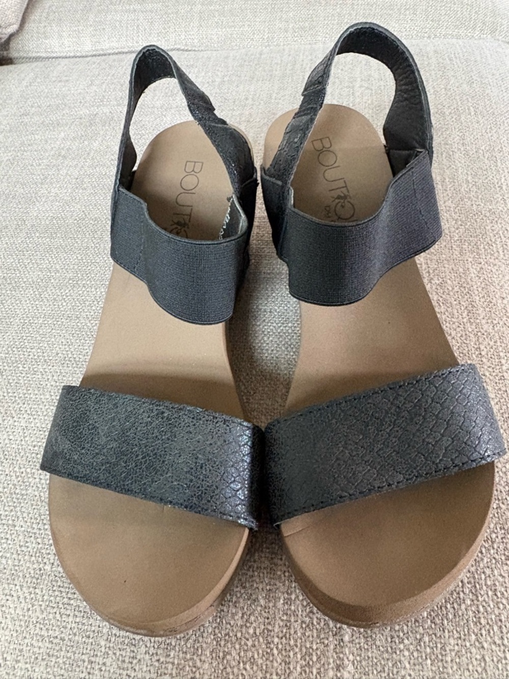 BOUTIQUE BY CORKYS “BANDIT” PLATFORM SANDAL, BLACK, 7 COMFORT MEMORY FOAM INSOLE - Picture 13 of 15